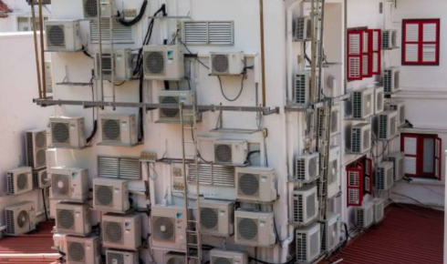 how to ventilate a room without windows